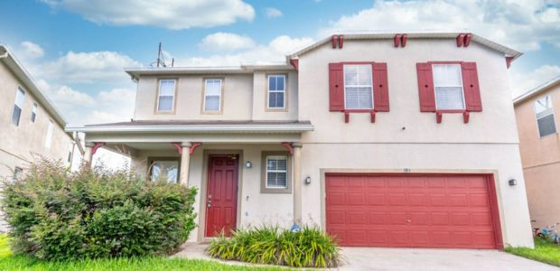 Casa vacacional de varios dormitorios en Orlando para grupos grandes.