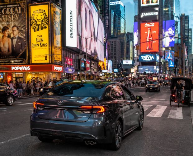 Auto recomendado para recorrer ciudades como Nueva York, Chicago o San Francisco durante un viaje por Estados Unidos.